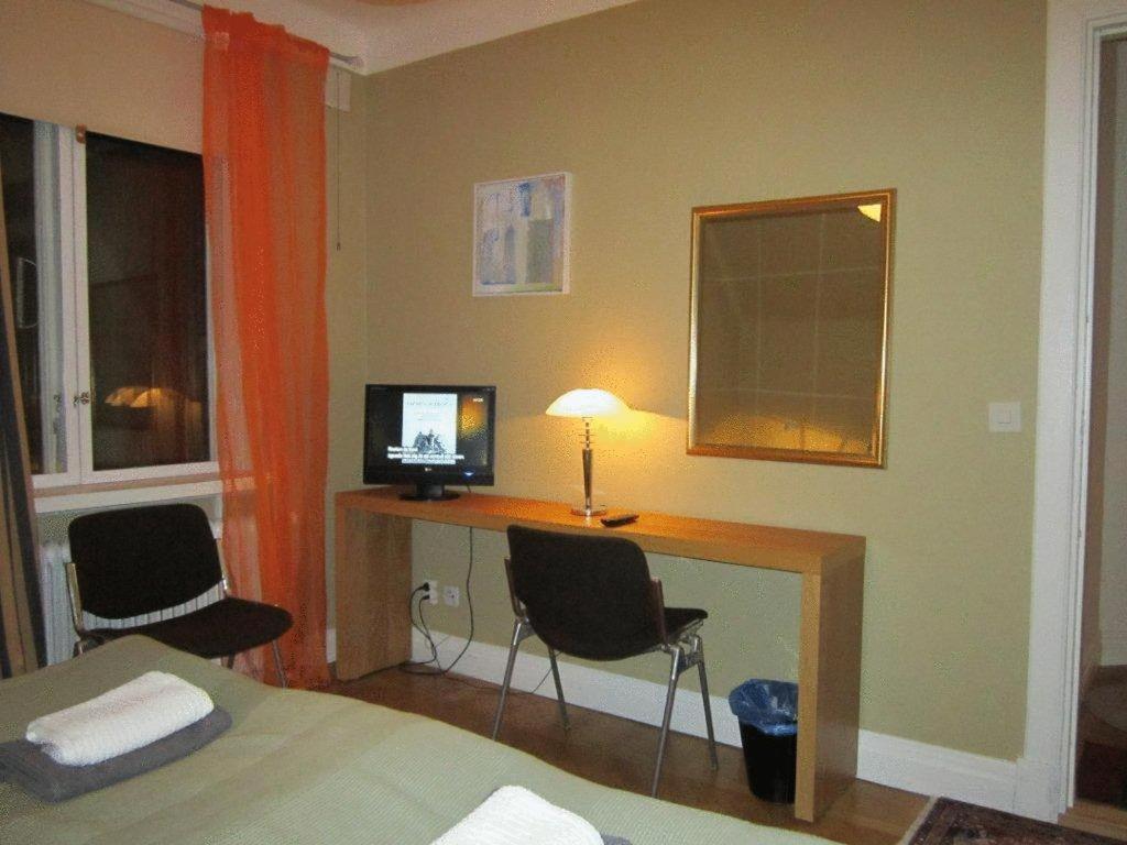 Sankt Sigfrid Bed & Breakfast Гьотеборг Стая снимка